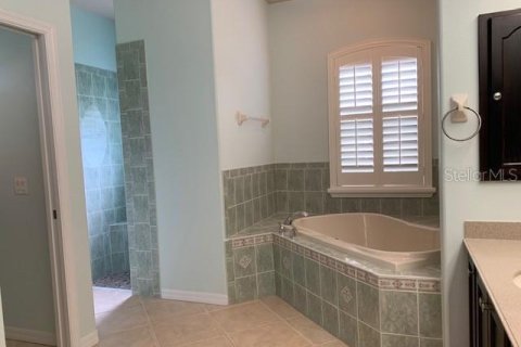 House in Homosassa, Florida 4 bedrooms, 246.28 sq.m. № 2213201 - photo 14