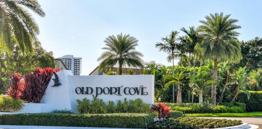 Condo in North Palm Beach, Florida, 2 bedrooms № 1120119