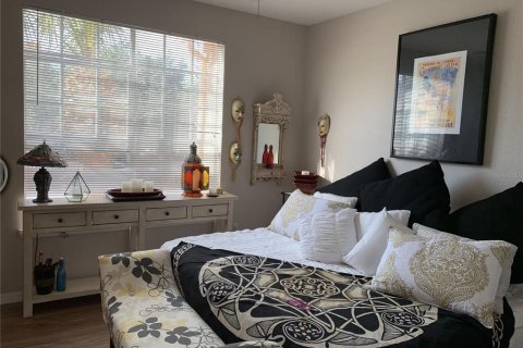Condominio en alquiler en Sarasota, Florida, 2 dormitorios, 88.16 m2 № 1852757 - foto 9