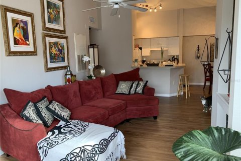 Condominio en alquiler en Sarasota, Florida, 2 dormitorios, 88.16 m2 № 1852757 - foto 16
