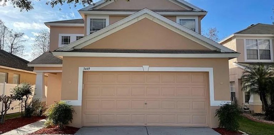 House in New Port Richey, Florida 4 bedrooms, 205.59 sq.m. № 2272926