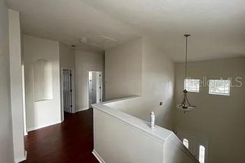 House in New Port Richey, Florida 4 bedrooms, 205.59 sq.m. № 2272926 - photo 15