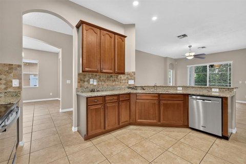 Villa ou maison à vendre à Orlando, Floride: 4 chambres, 261.8 m2 № 2419602 - photo 18