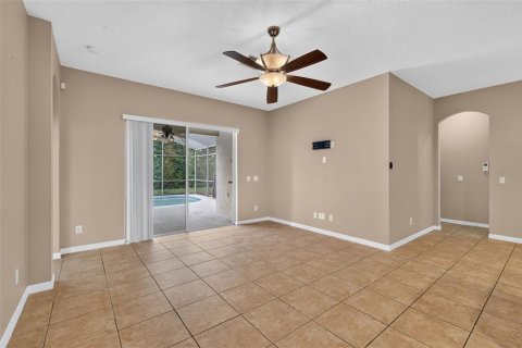 Villa ou maison à vendre à Orlando, Floride: 4 chambres, 261.8 m2 № 2419602 - photo 11