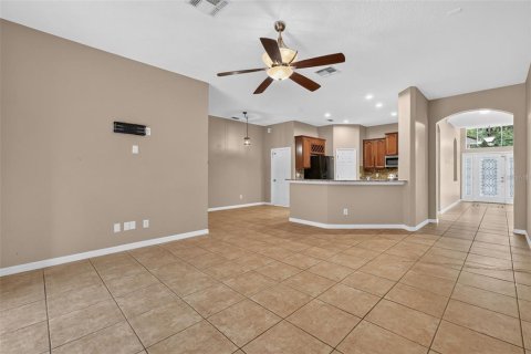 Villa ou maison à vendre à Orlando, Floride: 4 chambres, 261.8 m2 № 2419602 - photo 13