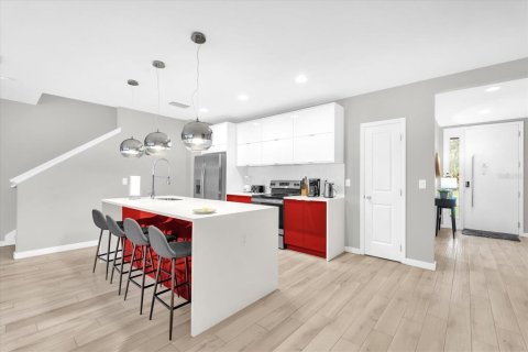 Touwnhouse à vendre à Kissimmee, Floride: 4 chambres, 165.18 m2 № 1837600 - photo 9