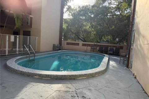 Copropriété à vendre à Miami Springs, Floride: 2 chambres, 75.81 m2 № 2248290 - photo 26