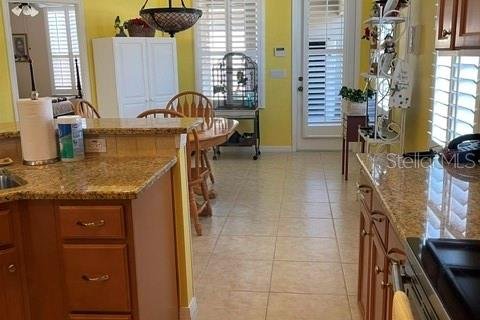 Touwnhouse à vendre à Longwood, Floride: 4 chambres, 191.01 m2 № 2418836 - photo 14