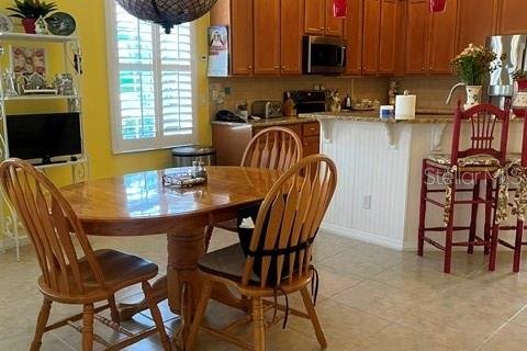 Touwnhouse à vendre à Longwood, Floride: 4 chambres, 191.01 m2 № 2418836 - photo 13