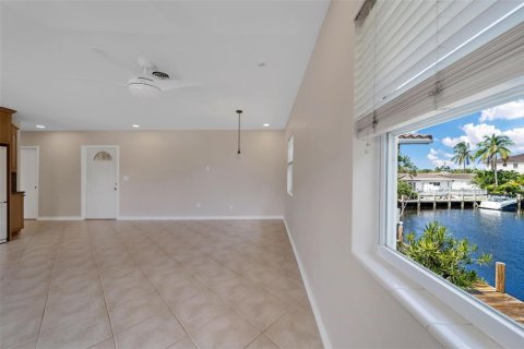 Condo in Fort Lauderdale, Florida, 1 bedroom  № 2401232 - photo 4