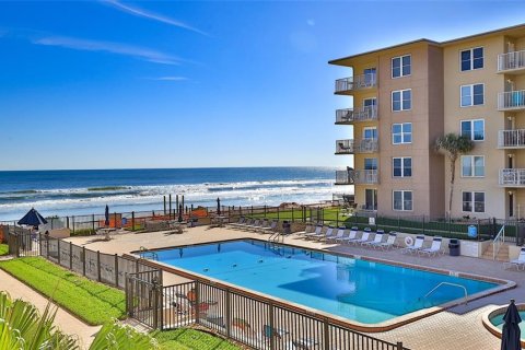 Condominio en venta en New Smyrna Beach, Florida, 2 dormitorios, 89.74 m2 № 1778546 - foto 1