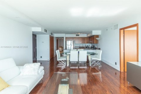 Снять в аренду кондоминиум в Серфсайд, Флорида 3 спальни, 148.64м2, № 2004931 - фото 5