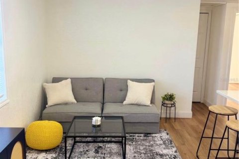 Appartement à louer à Tampa, Floride: 2 chambres, 104.79 m2 № 2399486 - photo 6