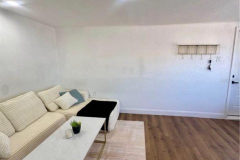 Appartement à louer à Tampa, Floride: 2 chambres, 104.79 m2 № 2399486 - photo 5