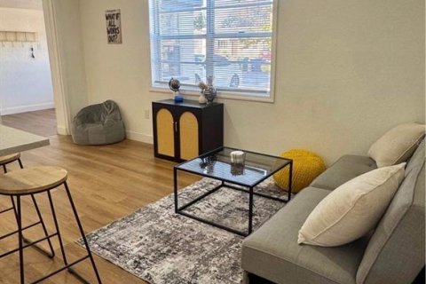 Appartement à louer à Tampa, Floride: 2 chambres, 104.79 m2 № 2399486 - photo 7
