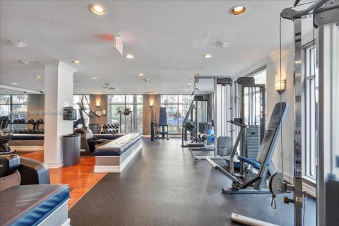 Condominio en venta en Hollywood, Florida, 1 dormitorio, 68.38 m2 № 2056817 - foto 13