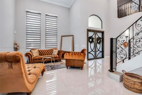 Casa en venta en Miramar, Florida, 5 dormitorios, 344.3 m2 № 1969303 - foto 8