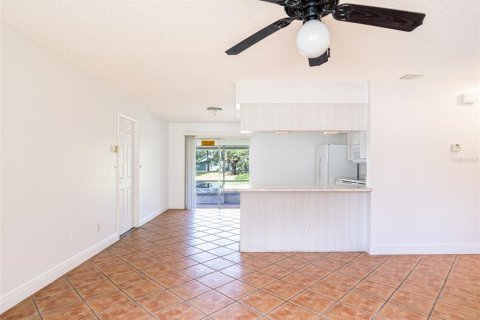 Casa en venta en Orlando, Florida, 2 dormitorios, 88.44 m2 № 1919015 - foto 7