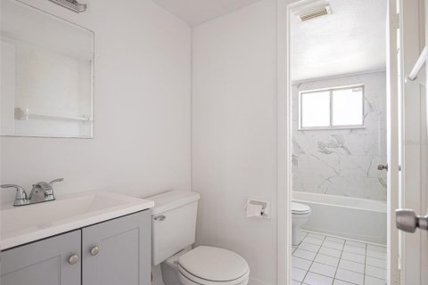 Casa en venta en Orlando, Florida, 2 dormitorios, 88.44 m2 № 1919015 - foto 22