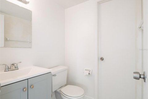 Casa en venta en Orlando, Florida, 2 dormitorios, 88.44 m2 № 1919015 - foto 23