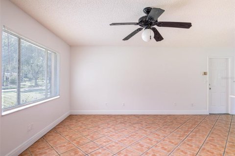 Casa en venta en Orlando, Florida, 2 dormitorios, 88.44 m2 № 1919015 - foto 5