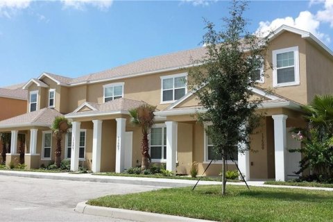 Townhouse in Clermont, Florida 3 bedrooms, 139.45 sq.m. № 2212003 - photo 18