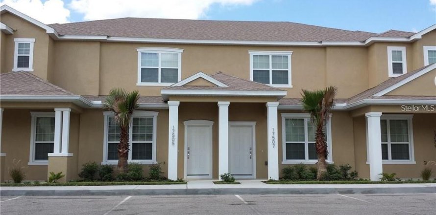 Townhouse in Clermont, Florida 3 bedrooms, 139.45 sq.m. № 2212003
