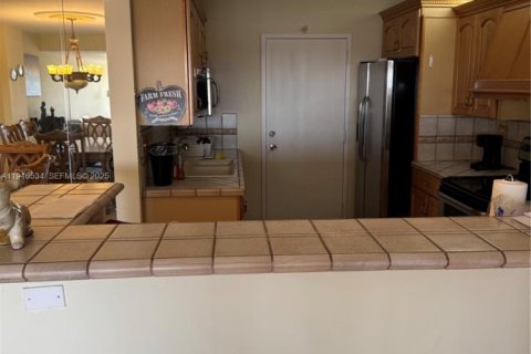 Copropriété à vendre à Miami, Floride: 2 chambres, 136.57 m2 № 1976965 - photo 12