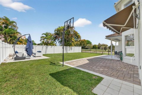 Villa ou maison à vendre à Boca Raton, Floride: 4 chambres, 248.98 m2 № 2058628 - photo 27