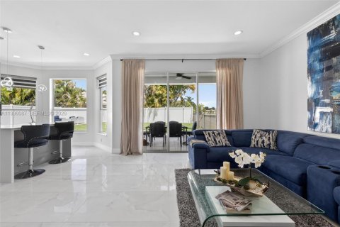 Villa ou maison à vendre à Boca Raton, Floride: 4 chambres, 248.98 m2 № 2058628 - photo 15