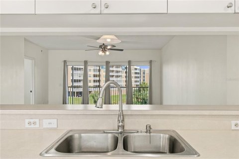 Купить кондоминиум в Ларго, Флорида 7 комнат, 122.63м2, № 2424303 - фото 6