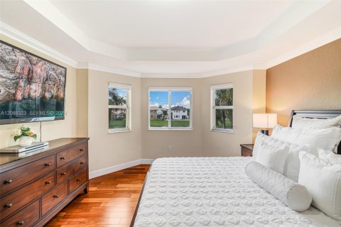 Villa ou maison à vendre à Miami, Floride: 4 chambres, 210.61 m2 № 2365525 - photo 23