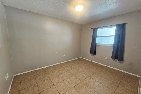 Appartement à louer à Bradenton, Floride: 2 chambres, 70.23 m2 № 2096932 - photo 9