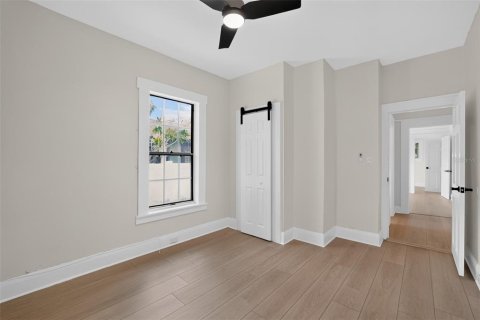 Casa en venta en Tampa, Florida, 3 dormitorios, 137.5 m2 № 2199940 - foto 16