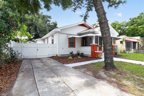 Casa en venta en Tampa, Florida, 3 dormitorios, 137.5 m2 № 2199940 - foto 19