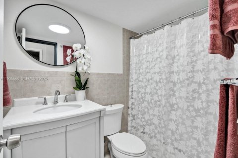 Condominio en venta en Miami Beach, Florida, 1 dormitorio, 87.33 m2 № 1993791 - foto 26