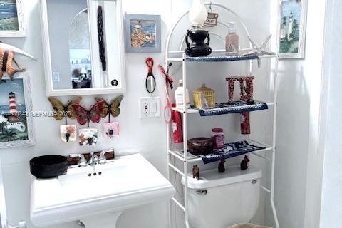 Купить виллу или дом в Майами, Флорида 3 спальни, 114.27м2, № 2018005 - фото 27