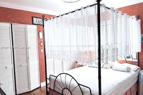 Купить виллу или дом в Майами, Флорида 3 спальни, 114.27м2, № 2018005 - фото 25