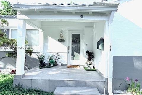 Купить виллу или дом в Майами, Флорида 3 спальни, 114.27м2, № 2018005 - фото 4