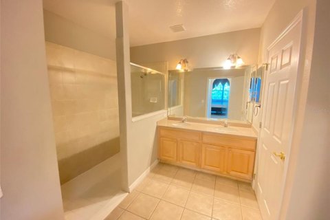 Copropriété à louer à Orlando, Floride: 2 chambres, 123.56 m2 № 2412668 - photo 11