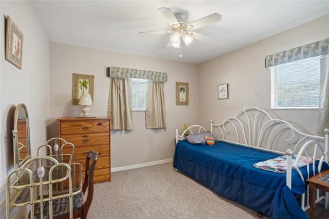 House in Tampa, Florida 3 bedrooms, 140.38 sq.m. № 2233469 - photo 17