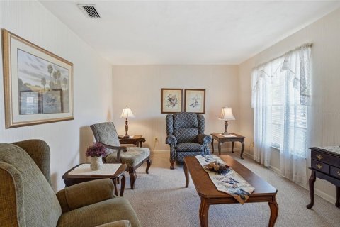 House in Tampa, Florida 3 bedrooms, 140.38 sq.m. № 2233469 - photo 7