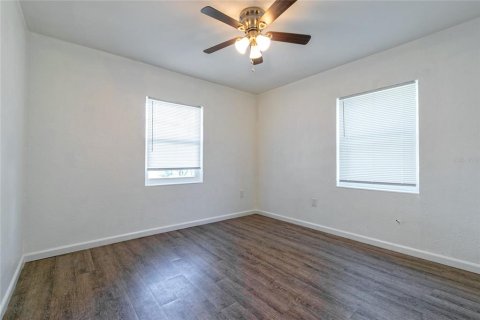 Casa en venta en Tavares, Florida, 4 dormitorios, 144.74 m2 № 1853838 - foto 21