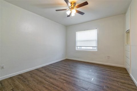 Casa en venta en Tavares, Florida, 4 dormitorios, 144.74 m2 № 1853838 - foto 26