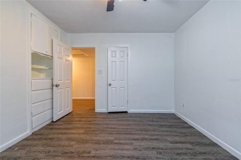 Casa en venta en Tavares, Florida, 4 dormitorios, 144.74 m2 № 1853838 - foto 24