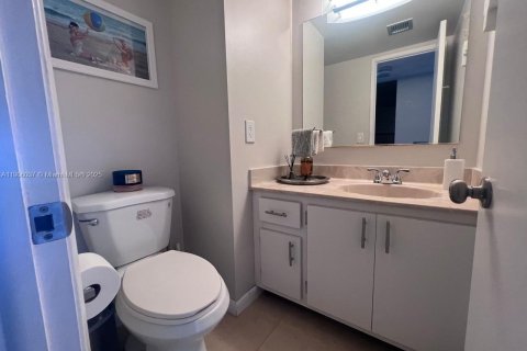 Copropriété à louer à Aventura, Floride: 1 chambre, 99.03 m2 № 1956664 - photo 3