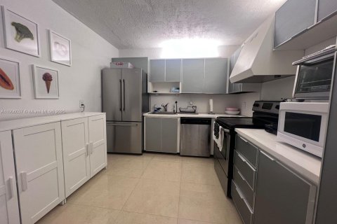 Copropriété à louer à Aventura, Floride: 1 chambre, 99.03 m2 № 1956664 - photo 6
