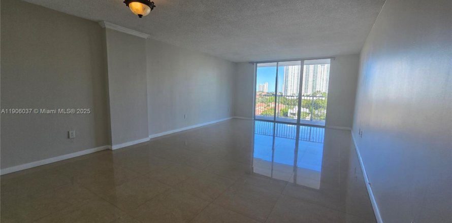 Condo à Aventura, Floride, 1 chambre  № 1956664
