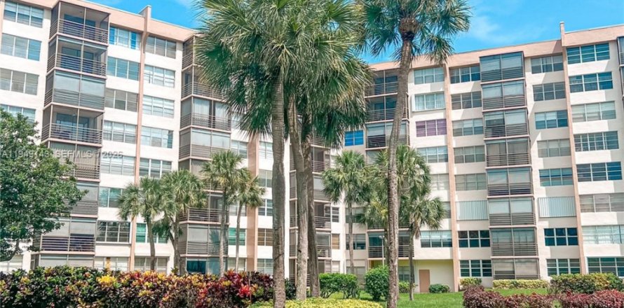 Condo à Pembroke Pines, Floride, 2 chambres  № 2089155