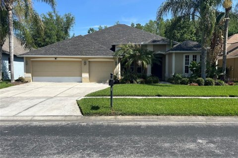Villa ou maison à vendre à Wesley Chapel, Floride: 4 chambres, 328.87 m2 № 2277755 - photo 2